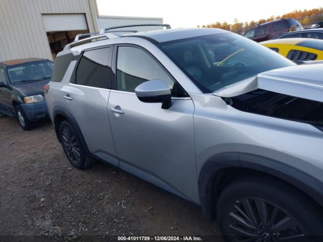 5N1DR3CB8NC211826 Nissan Pathfinder Sl 2wd