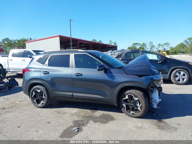 KNDER2AA4S7677402 KIA SELTOS EX