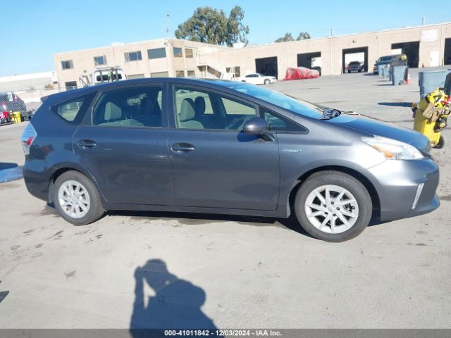 JTDZN3EU4E3331286 Toyota Prius V Three
