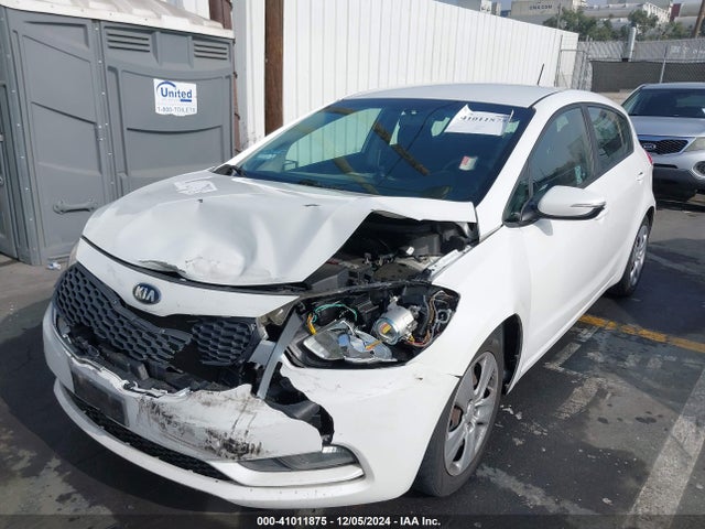 KIA FORTE LX 2016 KNAFK5A85G5652967 Image 6