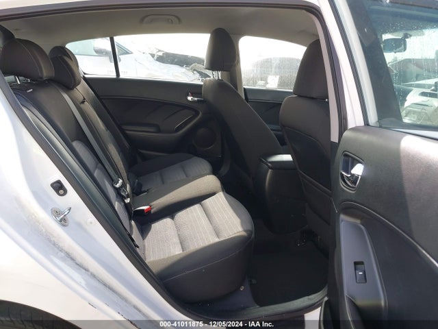 KIA FORTE LX 2016 KNAFK5A85G5652967 Image 8