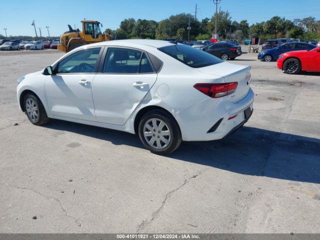 3KPA24AD8NE443907 KIA RIO S