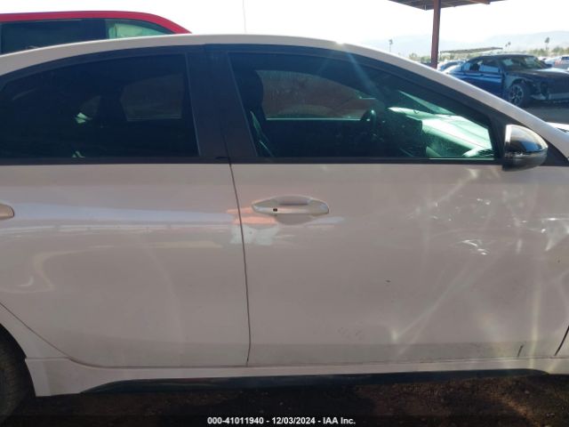 3KPF44AC9NE492718 KIA Forte Gt Manual