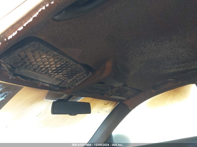 WVGBV7AX8HK017137 Volkswagen Tiguan 2.0t/s