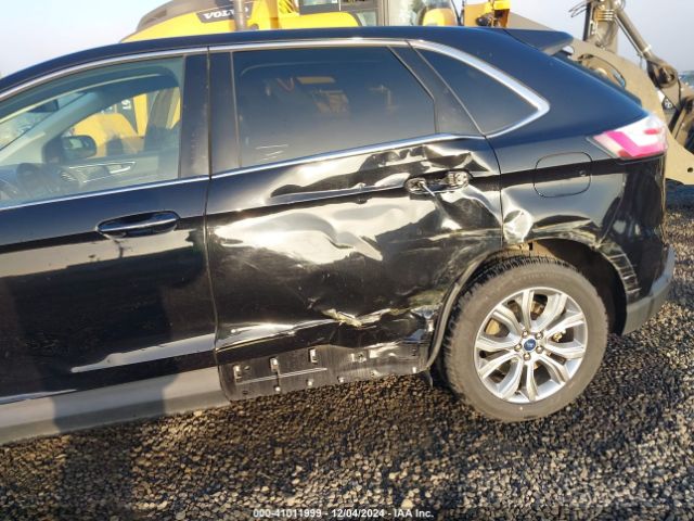 2FMPK4K92NBA54218 Ford Edge Titanium