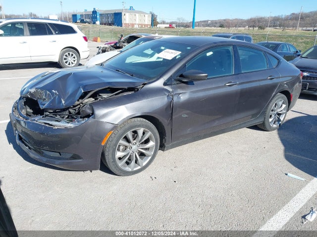 Chrysler 200 S 2015 1C3CCCBB1FN737891 Image 2