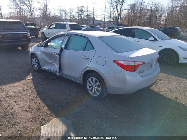 Toyota COROLLA LE 2015 2T1BURHE9FC429931 Image 3