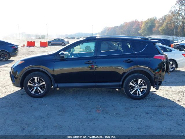 2T3RFREV9JW793956 Toyota Rav4 Adventure/xle