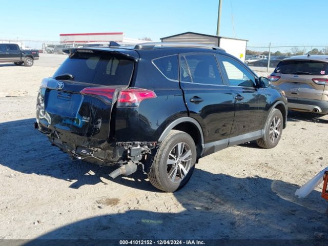 2T3RFREV9JW793956 Toyota Rav4 Adventure/xle
