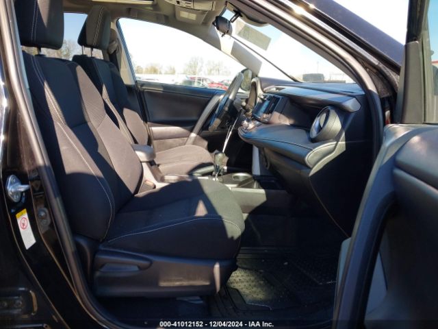 2T3RFREV9JW793956 Toyota Rav4 Adventure/xle