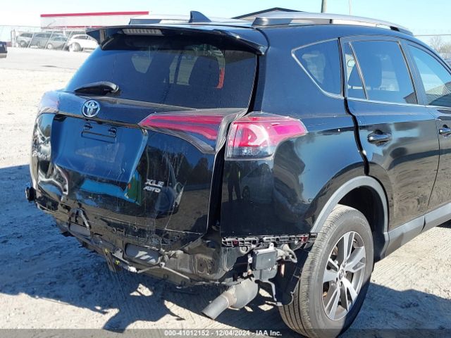 2T3RFREV9JW793956 Toyota Rav4 Adventure/xle