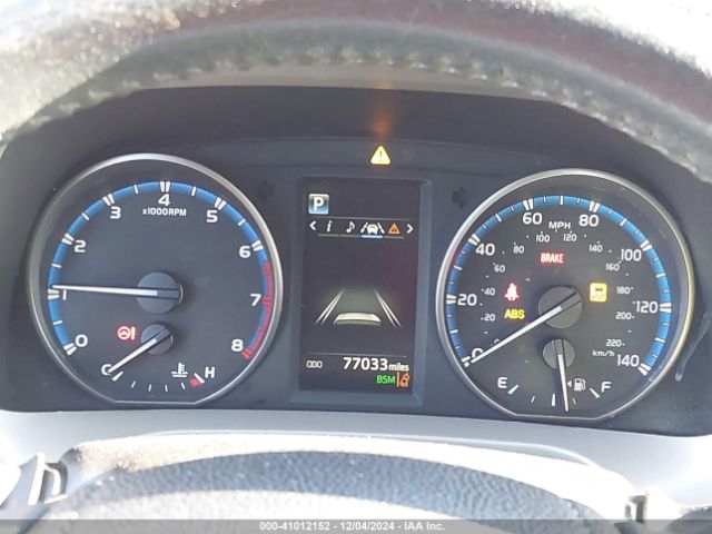 2T3RFREV9JW793956 Toyota Rav4 Adventure/xle