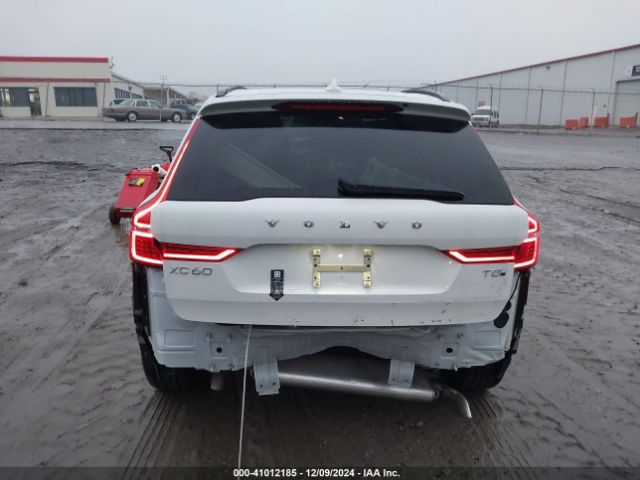 2025 VOLVO XC60 PLUG-IN HYBRID YV4H60RJ1S1015615 Photo 5