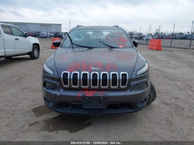 1C4PJMCB8EW167730 Jeep Cherokee Latitude