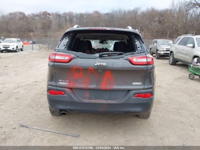 1C4PJMCB8EW167730 Jeep Cherokee Latitude