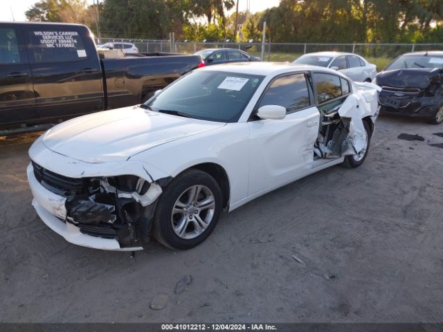 2C3CDXBGXKH696504 Dodge Charger Sxt Rwd