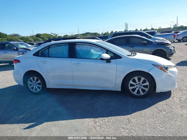 Toyota COROLLA LE 2021 5YFEPMAE9MP256636 Image 13