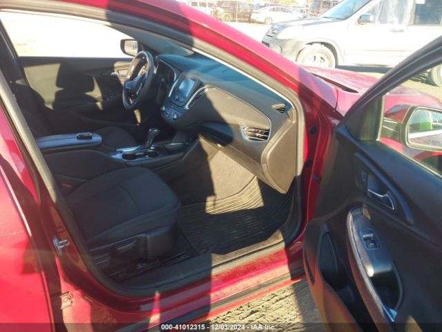 1G1ZE5STXHF161308 Chevrolet MALIBU 1LT
