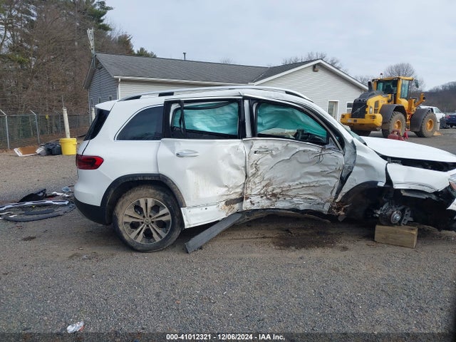 W1N4M4HB5SW386216 Mercedes-Benz Glb 250 4matic