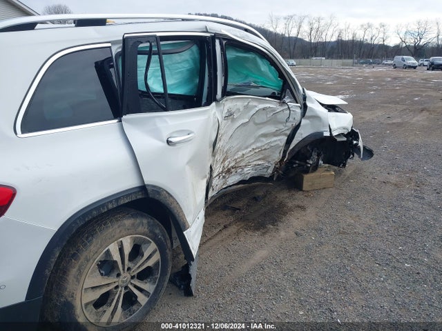 W1N4M4HB5SW386216 Mercedes-Benz Glb 250 4matic