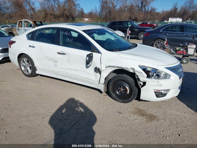 2015 1N4AL3AP9FC581021 главное изображение