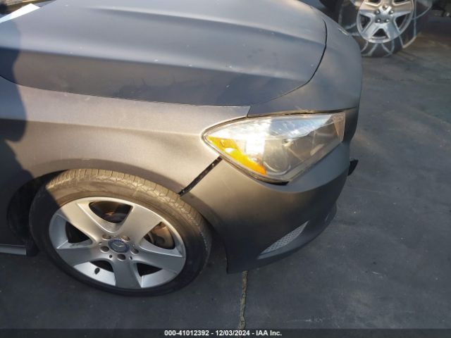 WDDSJ4EB7FN209566 Mercedes-Benz CLA 250