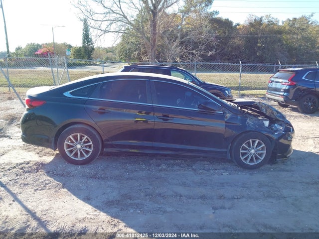 Hyundai SONATA SE 2018 5NPE24AF7JH649843 Image 13