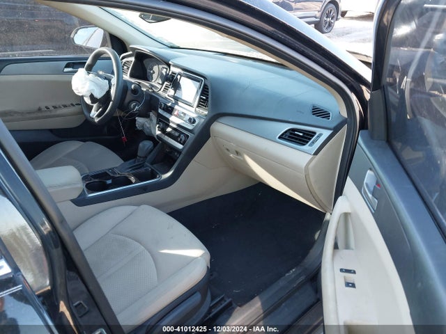 Hyundai SONATA SE 2018 5NPE24AF7JH649843 Image 5