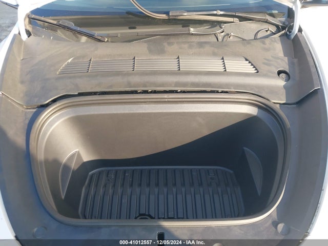 2022 TESLA MODEL Y 7SAYGAEE0NF381840 Photo 9