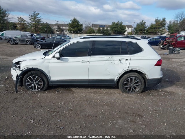 Volkswagen Tiguan 2018 3VV2B7AX5JM004424 Image 14