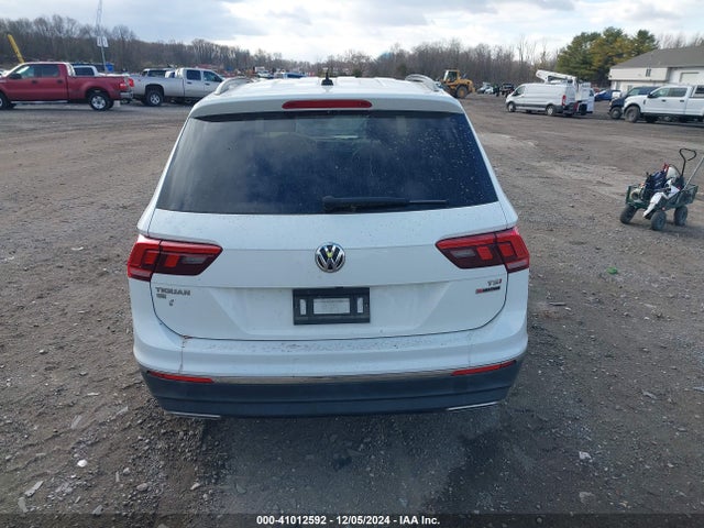 Volkswagen Tiguan 2018 3VV2B7AX5JM004424 Image 16