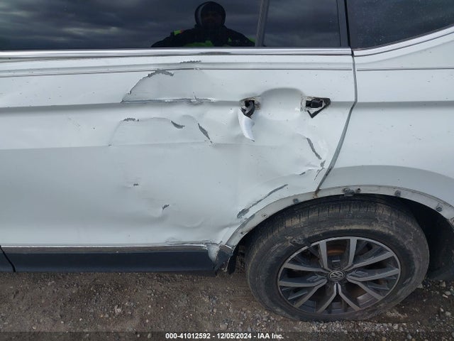 3VV2B7AX5JM004424 Volkswagen Tiguan