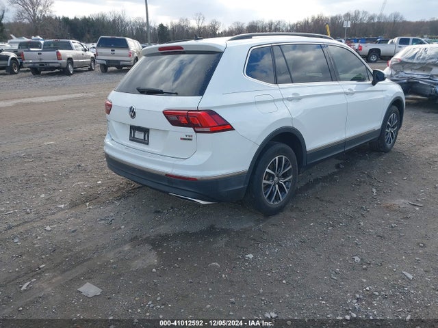 3VV2B7AX5JM004424 Volkswagen Tiguan