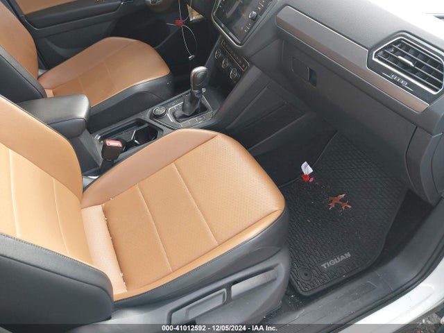 3VV2B7AX5JM004424 Volkswagen Tiguan