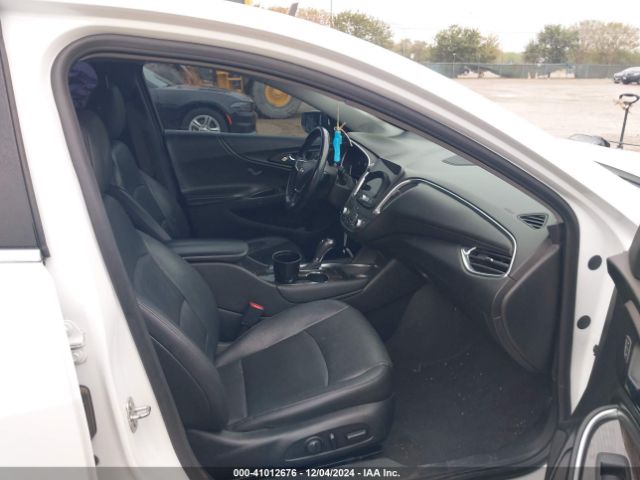 1G1ZE5SX2LF075549 Chevrolet Malibu Fwd Premier