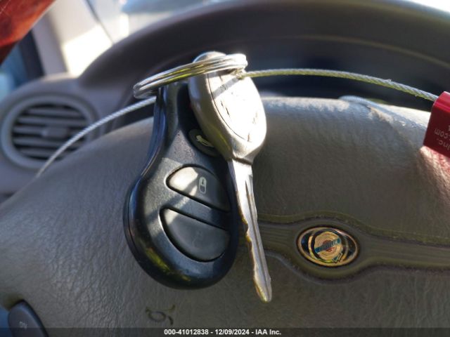 2004 CHRYSLER CONCORDE 2C3HD56G84H704610 Photo 10