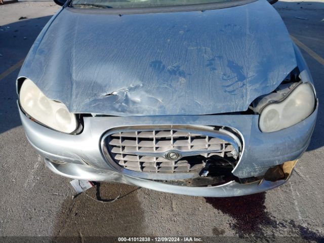 2004 CHRYSLER CONCORDE 2C3HD56G84H704610 Photo 5