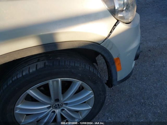 WVGBV3AX5EW532092 Volkswagen TIGUAN SE