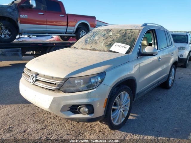 WVGBV3AX5EW532092 Volkswagen TIGUAN SE