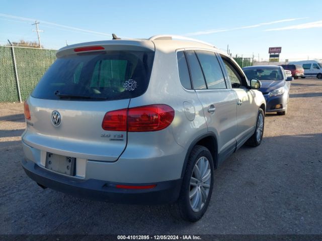 WVGBV3AX5EW532092 Volkswagen TIGUAN SE
