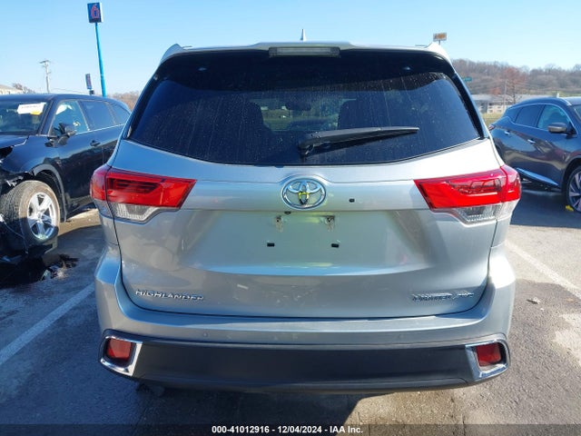 Toyota Highlander Limited Platinum 2019 5TDDZRFH9KS723435 Image 16
