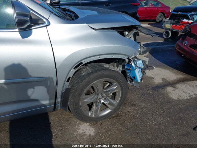 Toyota Highlander Limited Platinum 2019 5TDDZRFH9KS723435 Image 18
