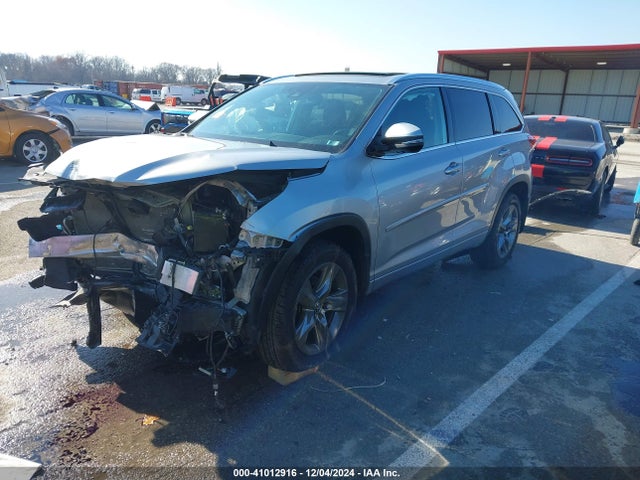 Toyota Highlander Limited Platinum 2019 5TDDZRFH9KS723435 Image 2