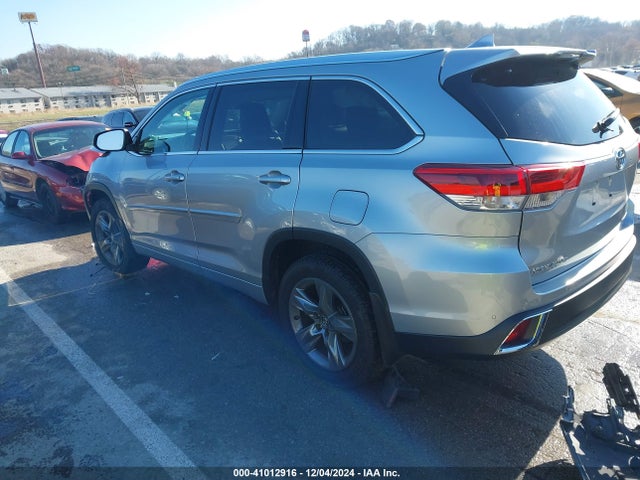Toyota Highlander Limited Platinum 2019 5TDDZRFH9KS723435 Image 3