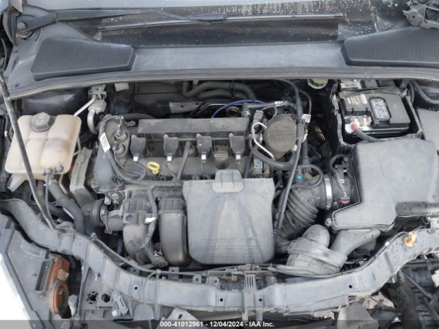 1FADP3K25GL216549 Ford FOCUS SE