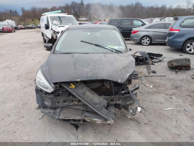 1FADP3K25GL216549 Ford FOCUS SE