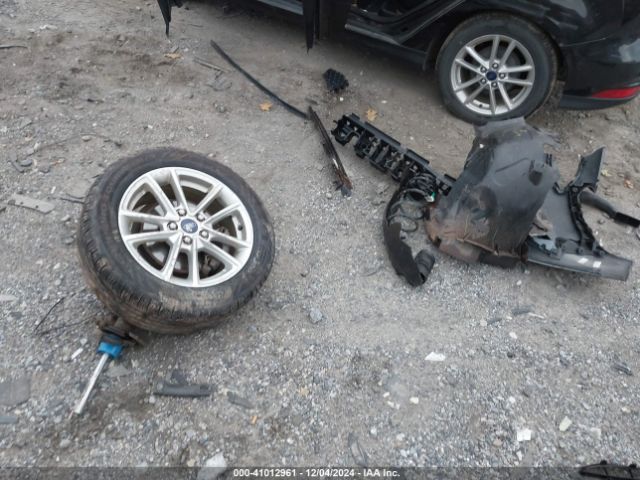 1FADP3K25GL216549 Ford FOCUS SE