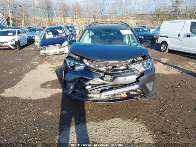 Toyota RAV4 LE 2017 2T3BFREV2HW551523 Image 6
