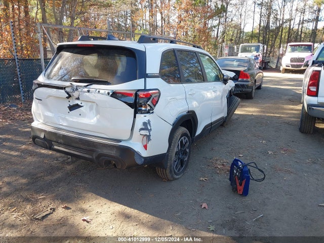 Subaru Forester Premium 2025 JF2SLDDC8SH408005 Image 4