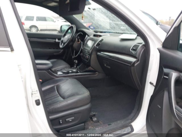5XYKWDA74FG652715 KIA Sorento Limited V6